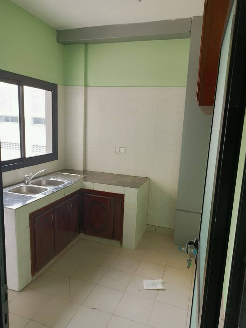 Apartment to rent - Douala, Bonapriso, BONAPRISO - 1 living room(s), 2 bedroom(s), 1 bathroom(s) - 450 000 FCFA / month