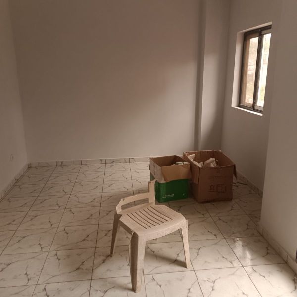Apartment to rent - Yaoundé, Bastos, Bastos - 1 living room(s), 1 bedroom(s), 2 bathroom(s) - 250 000 FCFA / month