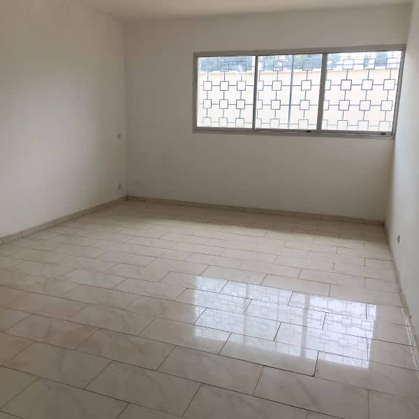 Office to rent at Yaoundé, Bastos, Bastos - 1000 m2 - 4 000 000 FCFA