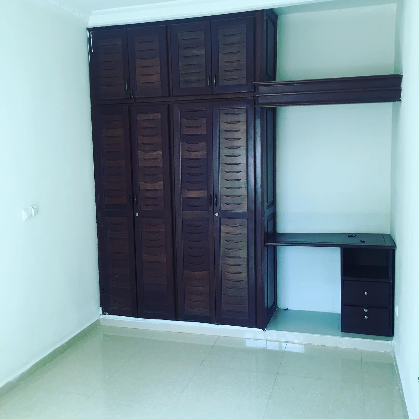 Apartment to rent - Yaoundé, Bastos, Carrefour - 1 living room(s), 1 bedroom(s), 1 bathroom(s) - 350 000 FCFA / month