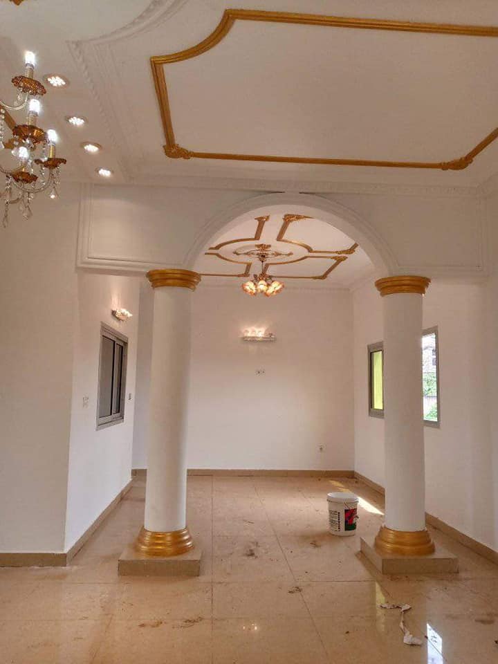 Appartement à louer - Yaoundé, Nkolfoulou, nkolfoulou - 1 salon(s), 2 chambre(s), 2 salle(s) de bains - 200 000 FCFA / mois