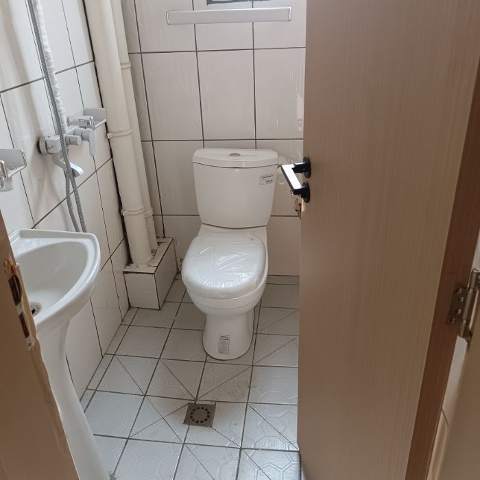 Office to rent at Yaoundé, Bastos, Bastos - 50 m2 - 2 500 000 FCFA