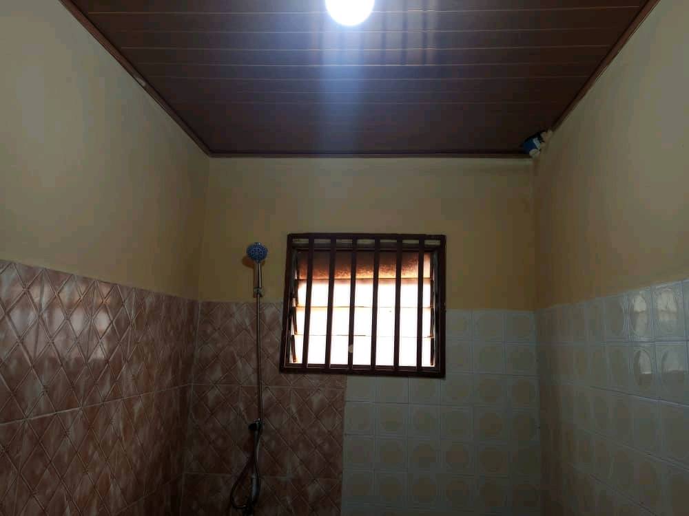 Office to rent at Yaoundé, Tsinga, fecafoot -  m2 - 350 000 FCFA