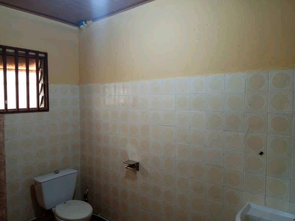 Office to rent at Yaoundé, Tsinga, fecafoot -  m2 - 350 000 FCFA