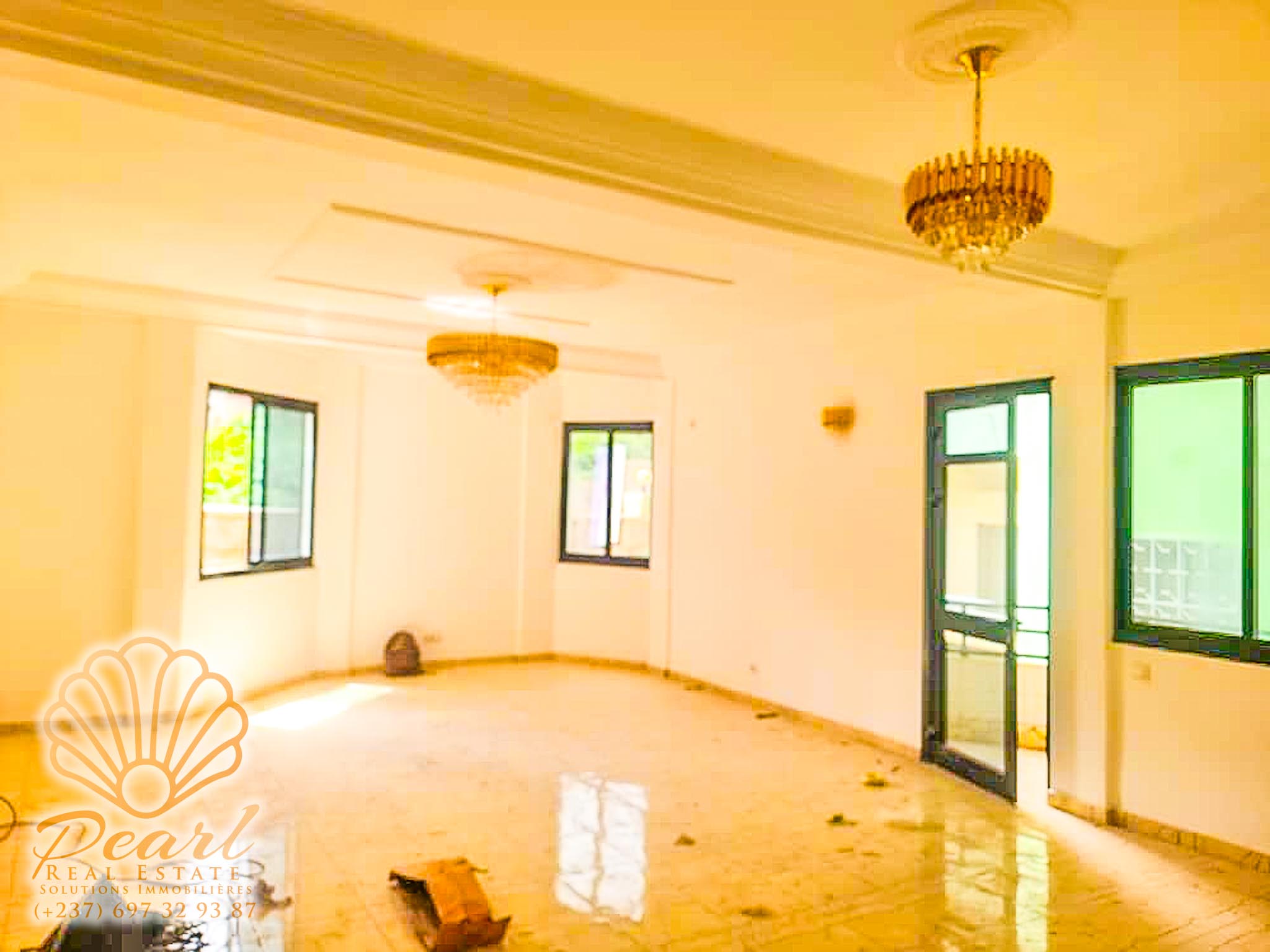 Apartment to rent - Yaoundé, Ngousso, Omnisports - 1 living room(s), 3 bedroom(s), 4 bathroom(s) - 375 000 FCFA / month
