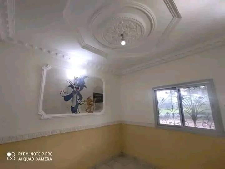 Maison (Villa) à vendre - Yaoundé, Ahala, awae - 2 salon(s), 5 chambre(s), 5 salle(s) de bains - 40 000 000 FCFA