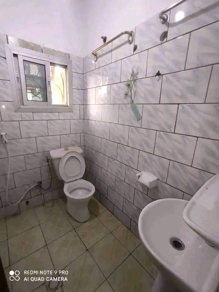 Maison (Villa) à vendre - Yaoundé, Ahala, awae - 2 salon(s), 5 chambre(s), 5 salle(s) de bains - 40 000 000 FCFA