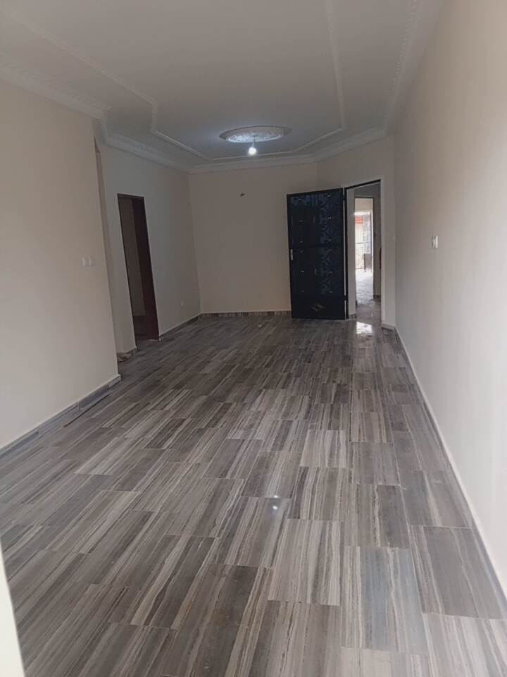 Studio to rent - Yaoundé, Emana, Borne fontaine - 110 000 FCFA / month