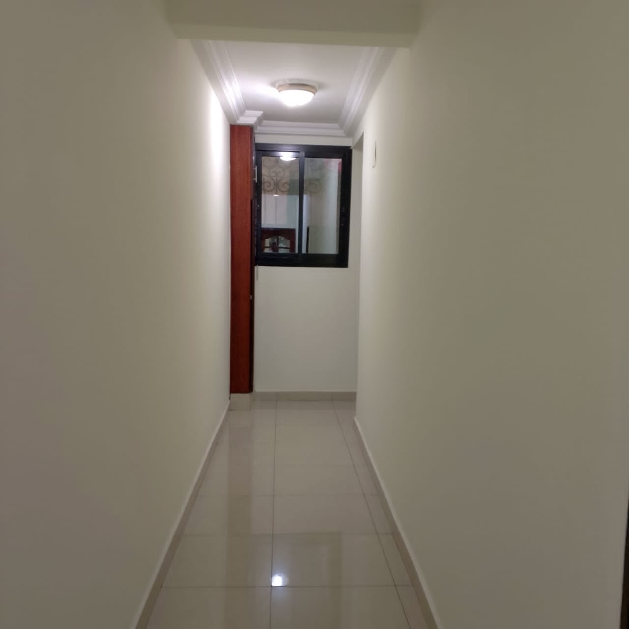 Apartment to rent - Yaoundé, Bastos, golf - 1 living room(s), 2 bedroom(s), 3 bathroom(s) - 650 000 FCFA / month