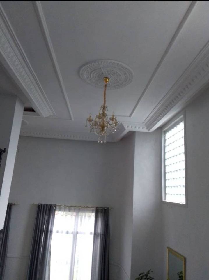 Maison (Duplex) à vendre - Yaoundé, Nkolafeme, nkoabang - 2 salon(s), 4 chambre(s), 3 salle(s) de bains - 140 000 000 FCFA