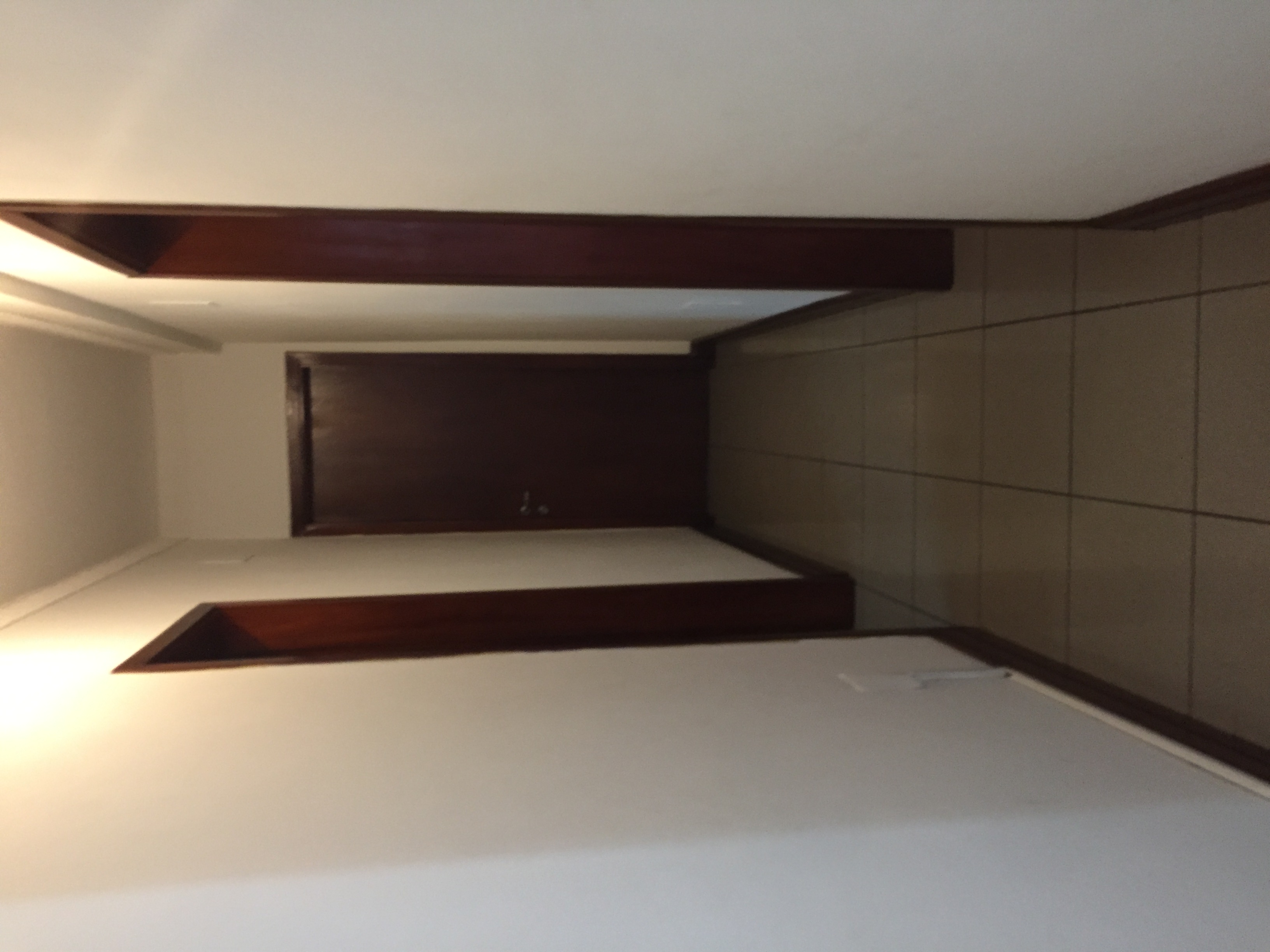 Apartment to rent - Yaoundé, Bastos, Bastos - 1 living room(s), 2 bedroom(s), 3 bathroom(s) - 1 200 000 FCFA / month