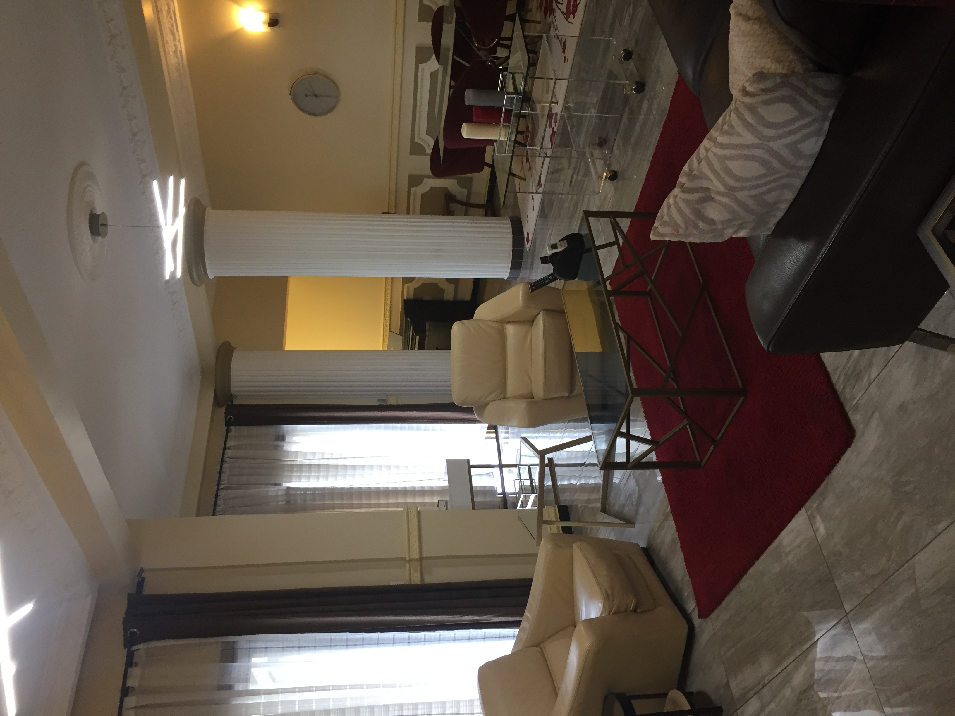 Apartment to rent - Yaoundé, Bastos, Bastos - 1 living room(s), 3 bedroom(s), 3 bathroom(s) - 2 500 000 FCFA / month