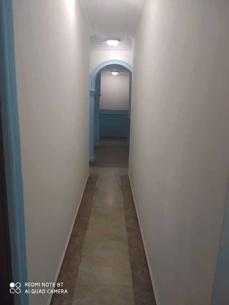 House (Villa) for sale - Yaoundé, Cité verte, Cité verte - 1 living room(s), 5 bedroom(s), 4 bathroom(s) - 185 000 000 FCFA / month