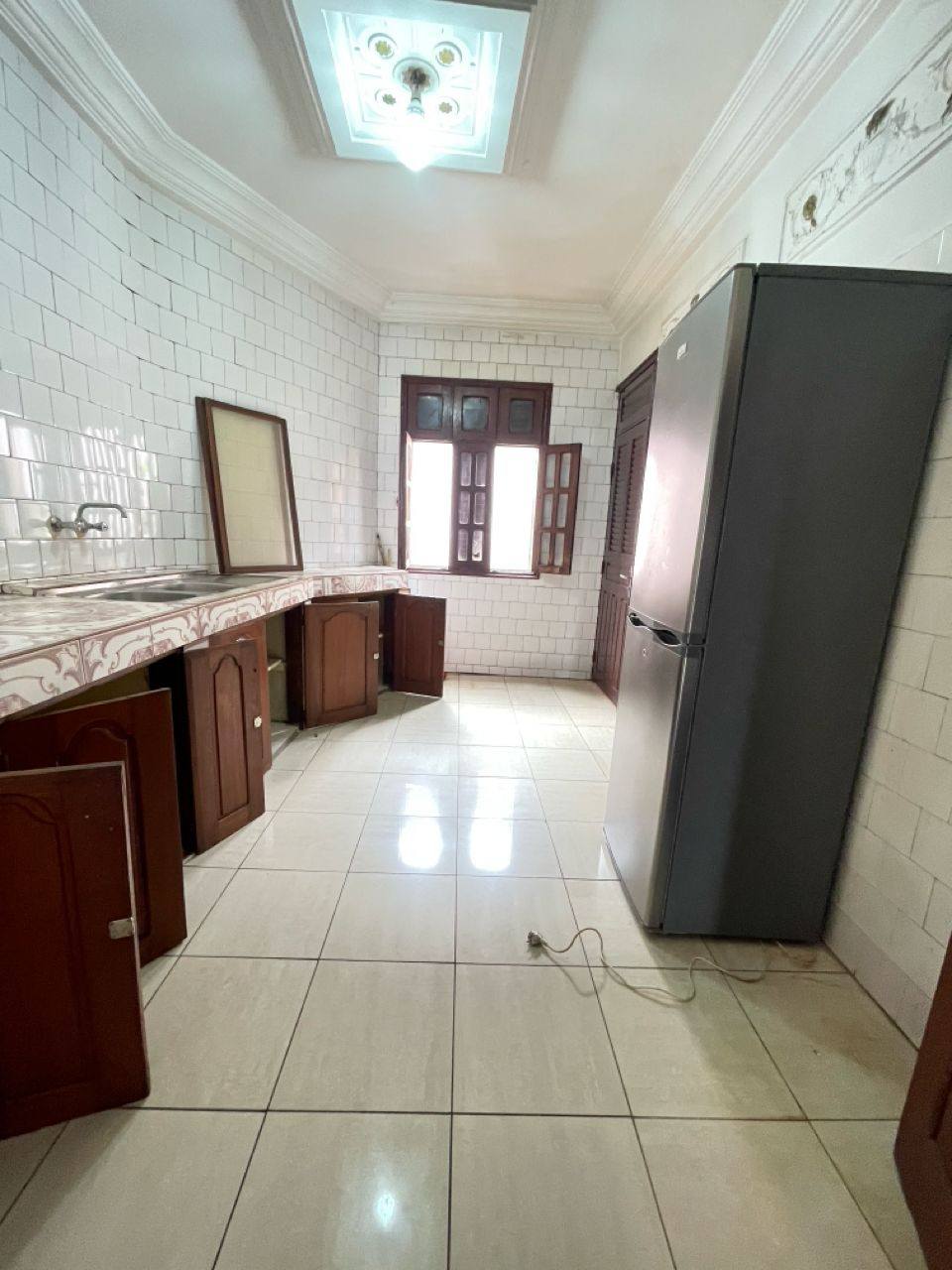 House (Triplex) for sale - Yaoundé, Ngousso, santa lucia - 5 living room(s), 6 bedroom(s), 6 bathroom(s) - 400 000 000 FCFA / month