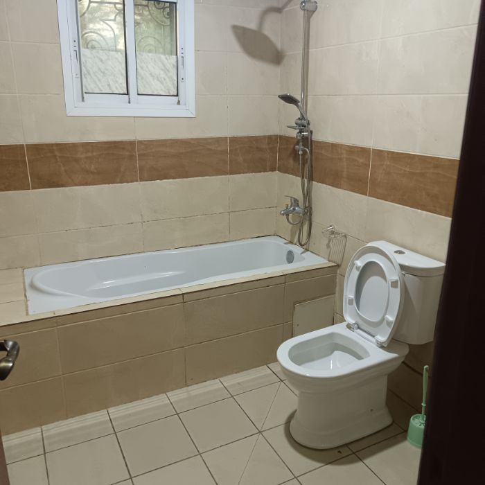 Apartment to rent - Yaoundé, Bastos, Bastos - 1 living room(s), 3 bedroom(s), 3 bathroom(s) - 700 000 FCFA / month