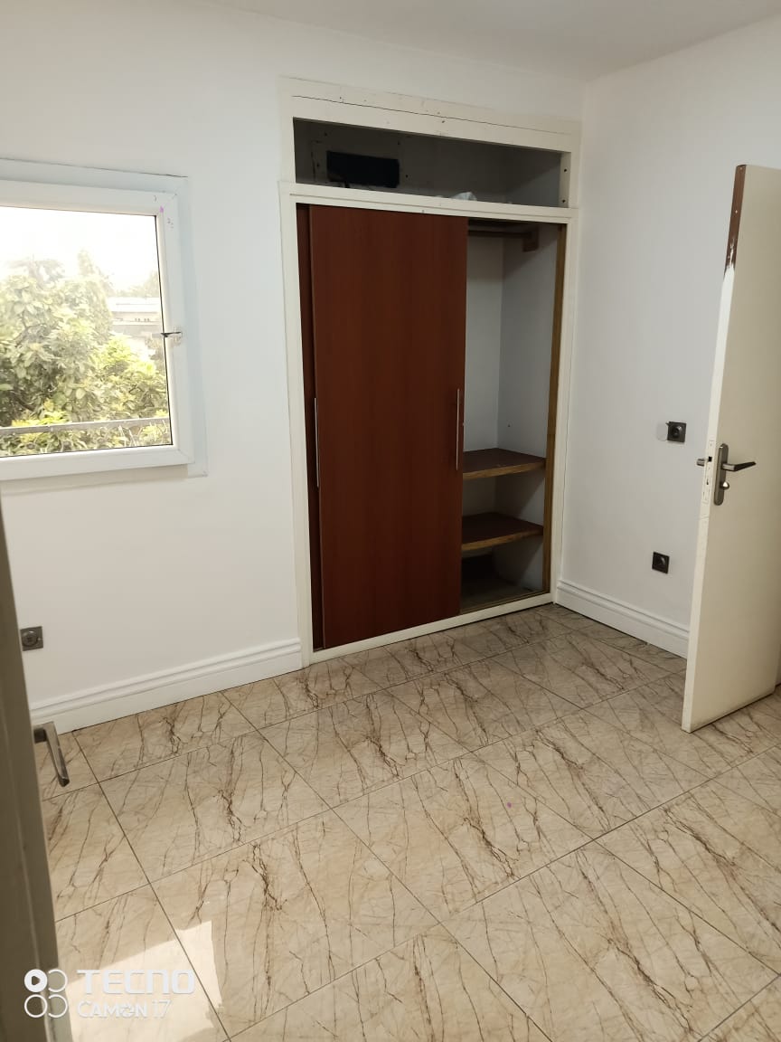 Apartment to rent - Douala, Bonapriso, BONAPRISO - 1 living room(s), 2 bedroom(s), 1 bathroom(s) - 550 000 FCFA / month