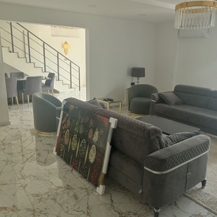 Apartment to rent - Yaoundé, Bastos, Bastos - 1 living room(s), 3 bedroom(s), 4 bathroom(s) - 3 000 000 FCFA / month