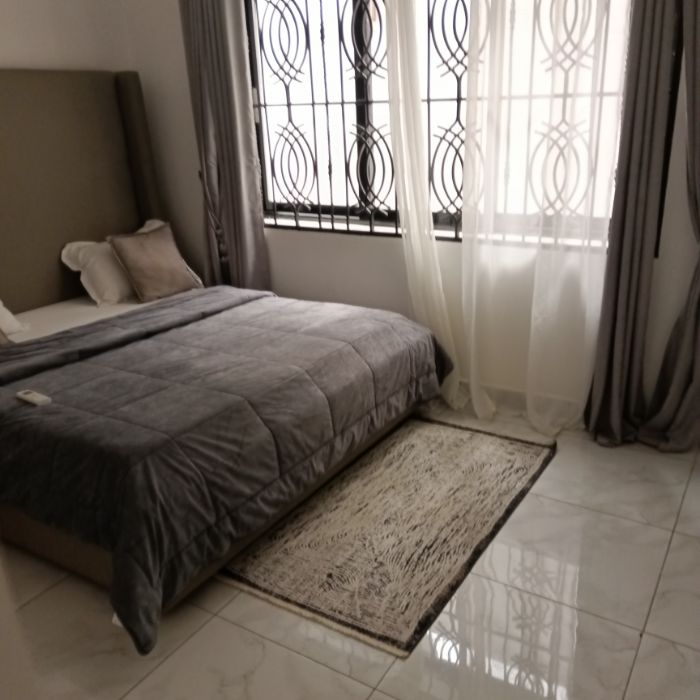 Apartment to rent - Yaoundé, Bastos, Bastos - 1 living room(s), 3 bedroom(s), 4 bathroom(s) - 3 000 000 FCFA / month