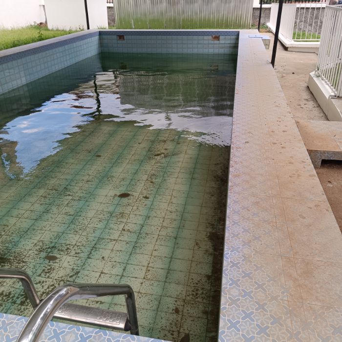 Office to rent at Yaoundé, Bastos, Bastos - 1000 m2 - 2 500 000 FCFA