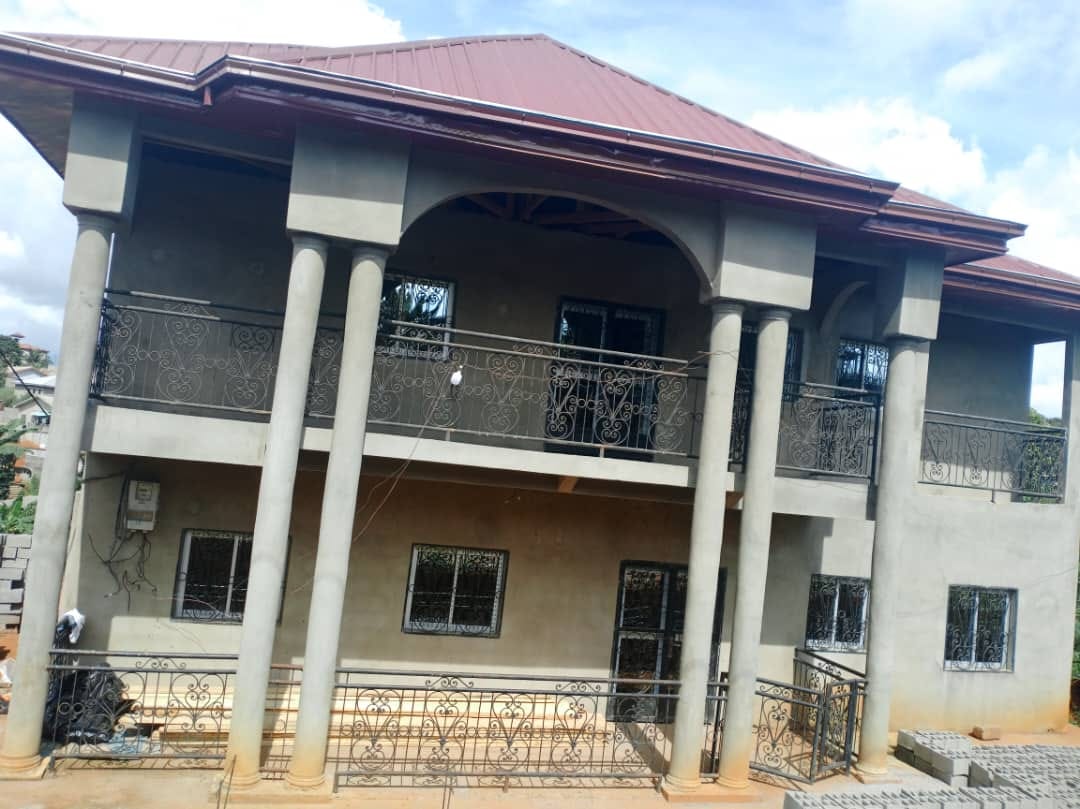 Maison (Duplex) à vendre - Yaoundé, Simbock, simbock - 2 salon(s), 4 chambre(s), 4 salle(s) de bains - 55 000 000 FCFA