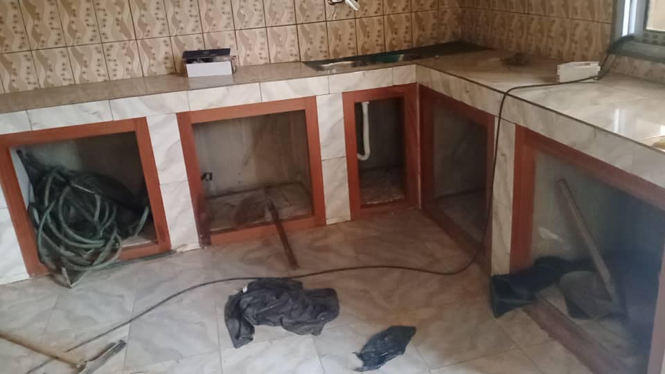 Maison (Duplex) à vendre - Yaoundé, Simbock, simbock - 2 salon(s), 4 chambre(s), 4 salle(s) de bains - 55 000 000 FCFA