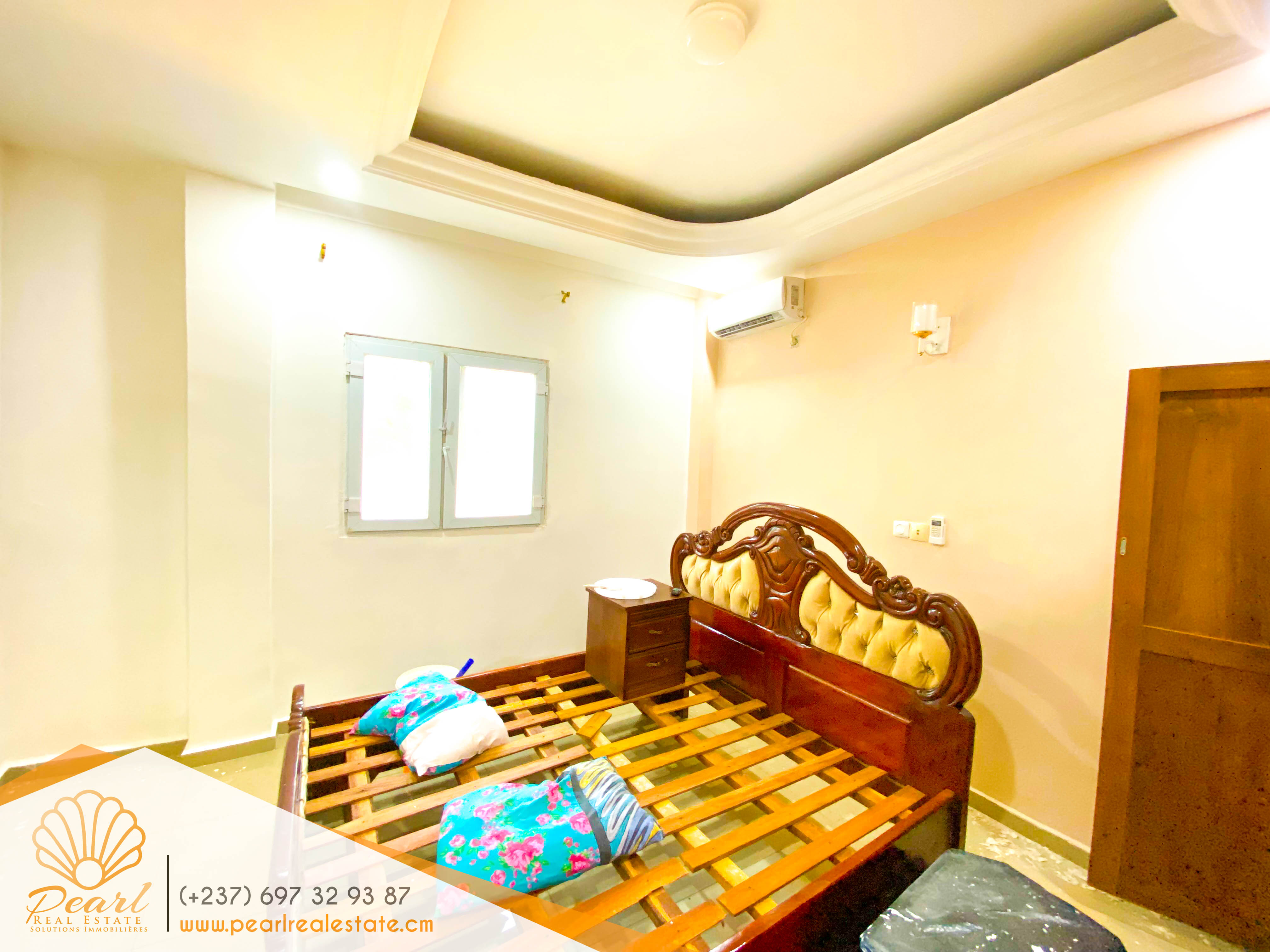 Appartement à louer - Yaoundé, Bastos, Palais des congrès - 1 salon(s), 2 chambre(s), 2 salle(s) de bains - 600 000 FCFA / mois