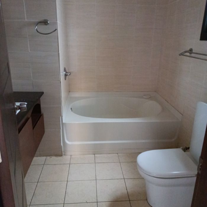 Office to rent at Yaoundé, Bastos, Bastos - 500 m2 - 3 500 000 FCFA