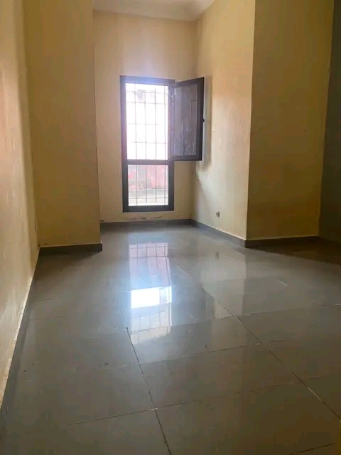House (Villa) to rent - Yaoundé, Nkol-messeng, Nkolmessen - 2 living room(s), 4 bedroom(s), 3 bathroom(s) - 300 000 FCFA / month
