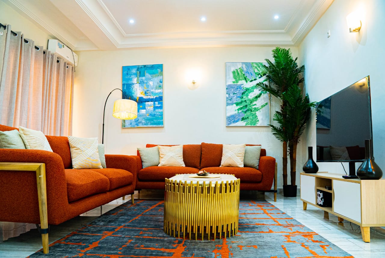 Apartment to rent - Yaoundé, Mfandena, Avenue foe (appartement meublé 60.000 la journée- 1.200.000 forfait mensuel) - 1 living room(s), 2 bedroom(s), 2 bathroom(s) - 1 200 000 FCFA / month