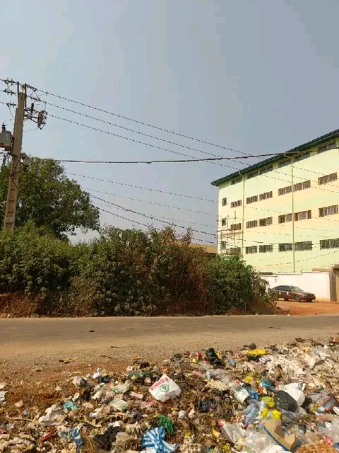 Land for sale at Yaoundé, Nkolfoulou, Tsinga village - 1000 m2 - 25 000 000 FCFA