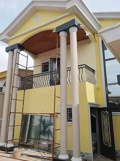 House (Duplex) for sale - Yaoundé, Mimboman IV, Nkozoa - 3 living room(s), 4 bedroom(s), 4 bathroom(s) - 150 000 000 FCFA / month