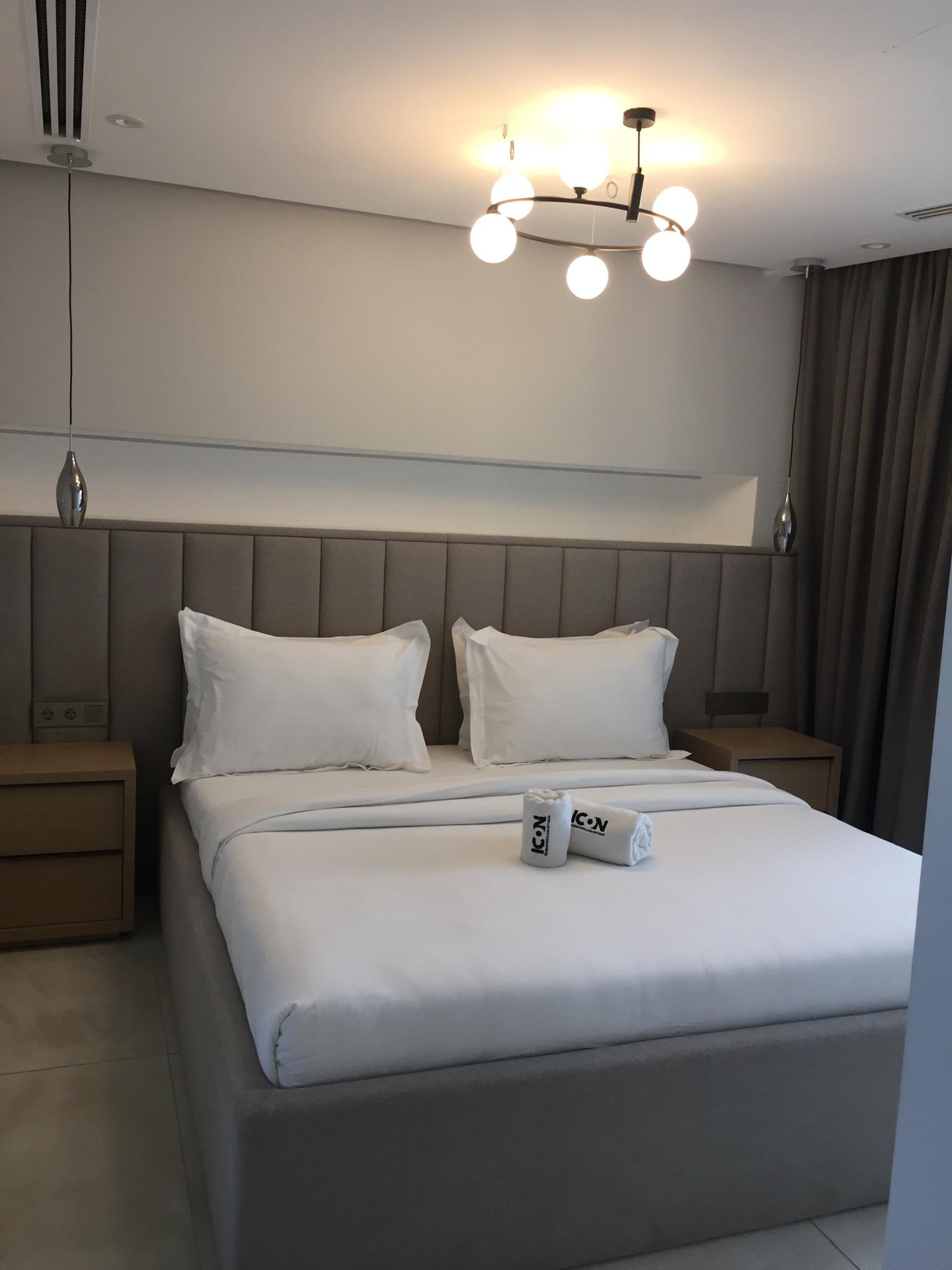 Apartment to rent - Yaoundé, Bastos, Bastos centre - 1 living room(s), 1 bedroom(s), 3 bathroom(s) - 600 000 FCFA / month