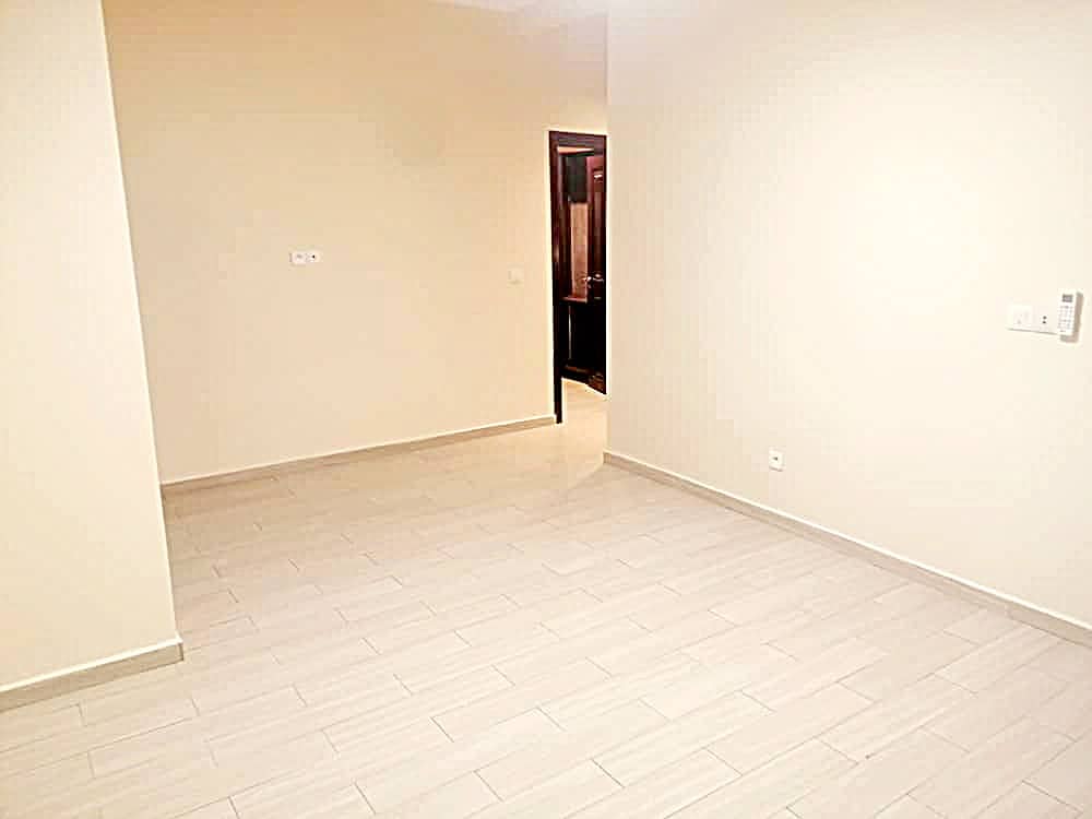 Apartment to rent - Yaoundé, Bastos, Contactez-nous pour tout besoin immobilier sur Bastos - 2 living room(s), 3 bedroom(s), 3 bathroom(s) - 1 500 000 FCFA / month