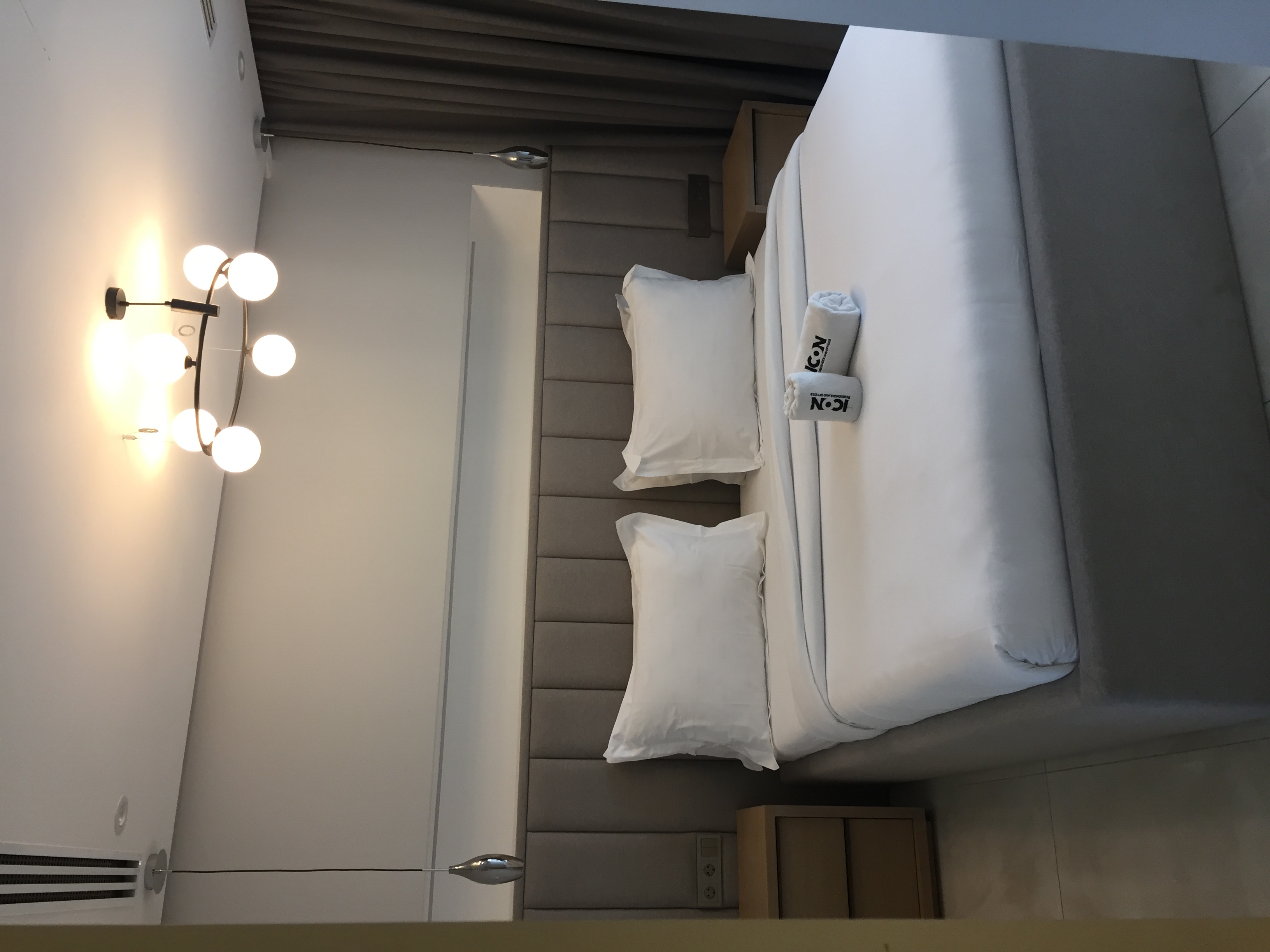 Apartment to rent - Yaoundé, Bastos, Bastos centre   Chambres meublée de type haut standing - 1 living room(s), 1 bedroom(s), 1 bathroom(s) - 600 000 FCFA / month