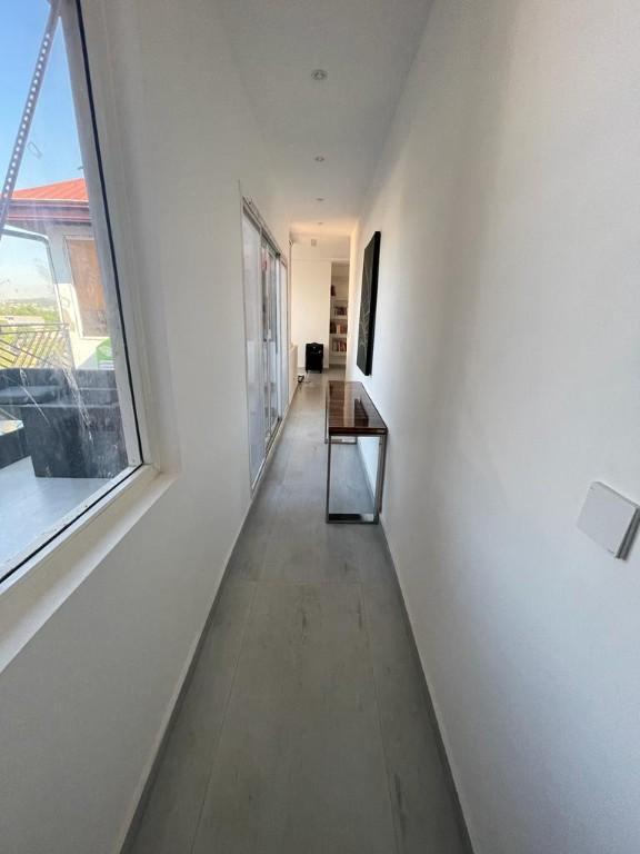 House (Triplex) for sale - Yaoundé, Odza, Contactez-nous pour tous vos besoins immobiliers sur Bastos et Golf - 2 living room(s), 6 bedroom(s), 5 bathroom(s) - 350 000 000 FCFA / month