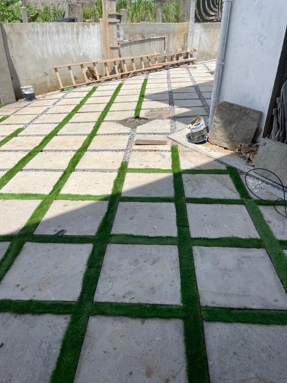 House (Triplex) for sale - Yaoundé, Odza, Contactez-nous pour tous vos besoins immobiliers sur Bastos et Golf - 2 living room(s), 6 bedroom(s), 5 bathroom(s) - 350 000 000 FCFA / month