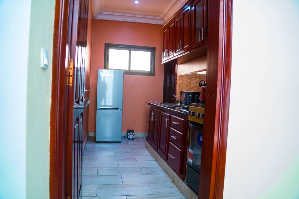 Apartment to rent - Yaoundé, Mfandena, Avenue foe - 1 living room(s), 2 bedroom(s), 2 bathroom(s) - 1 400 000 FCFA / month