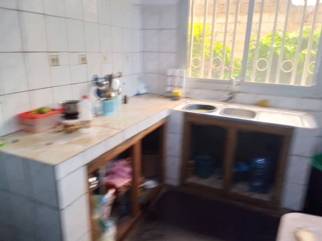 Maison (Villa) à vendre - Yaoundé, Nkolfoulou, tsinga village - 2 salon(s), 4 chambre(s), 3 salle(s) de bains - 35 000 000 FCFA