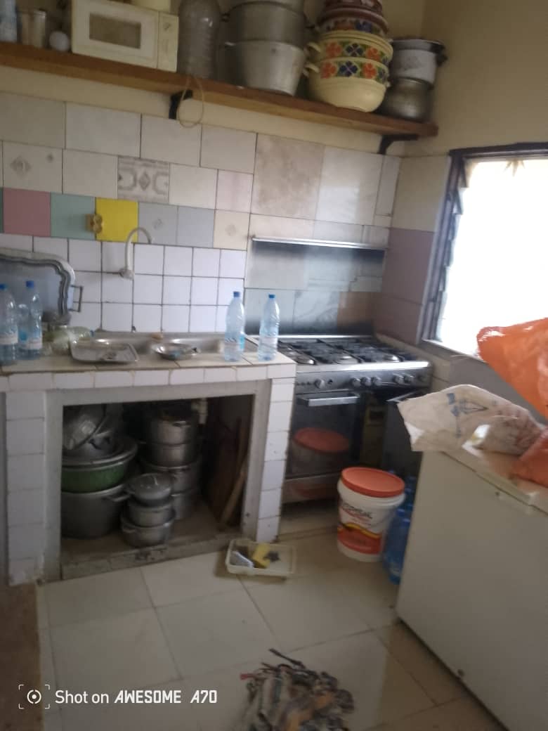 House (Villa) to rent - Douala, Logpom, Garbon bar - 1 living room(s), 3 bedroom(s), 2 bathroom(s) - 200 000 FCFA / month