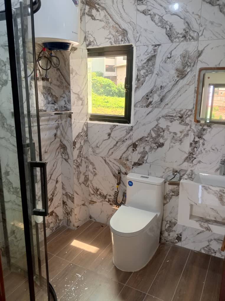 Appartement à louer - Yaoundé, Mfandena, omnisport - 1 salon(s), 1 chambre(s), 1 salle(s) de bains - 450 000 FCFA / mois