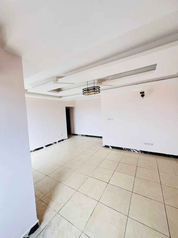 Appartement à louer - Yaoundé, Elig-essono, elig essono - 1 salon(s), 2 chambre(s), 3 salle(s) de bains - 300 000 FCFA / mois