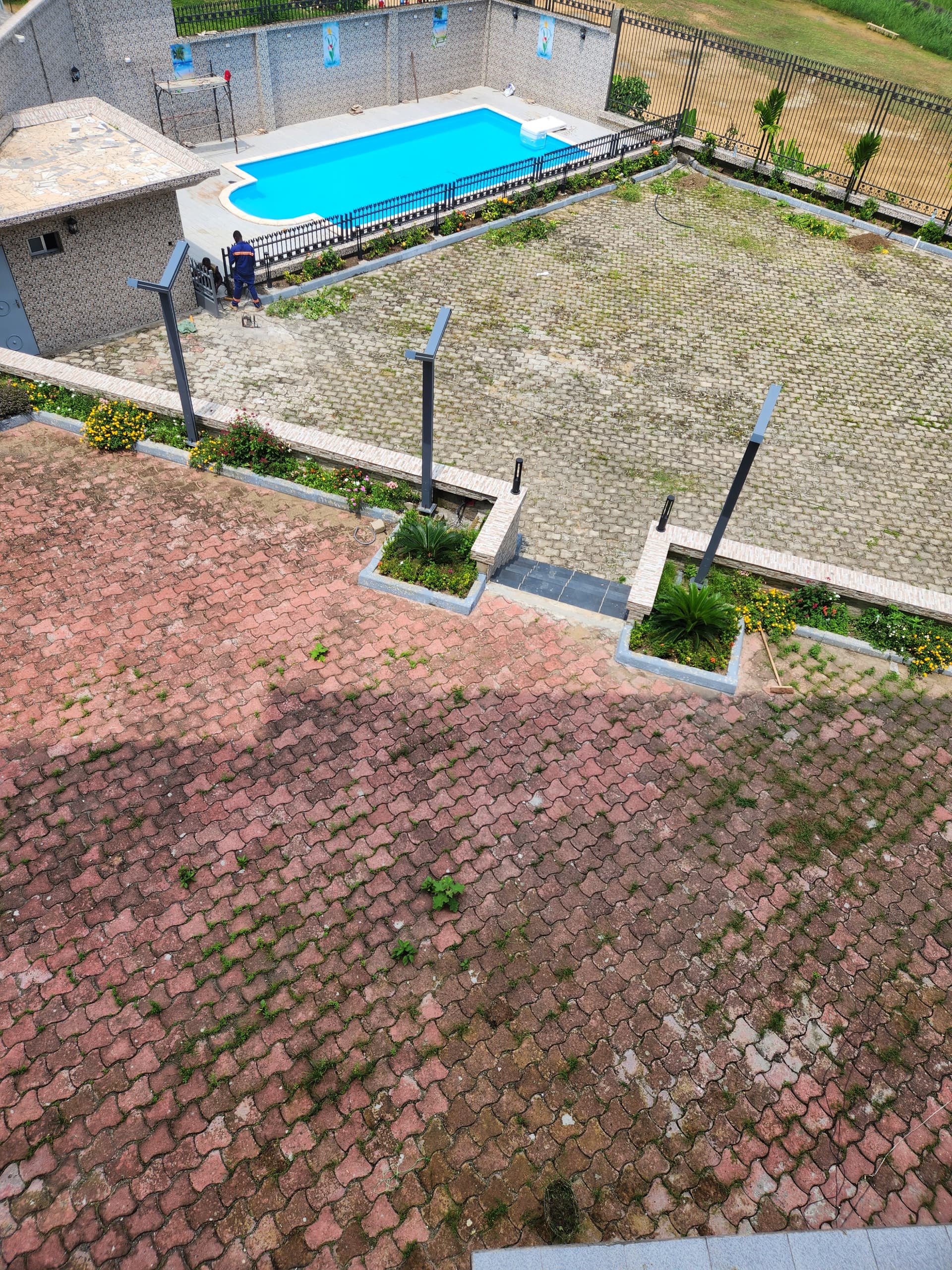 Apartment to rent - Douala, Deido, B - 1 living room(s), 3 bedroom(s), 4 bathroom(s) - 600 000 FCFA / month