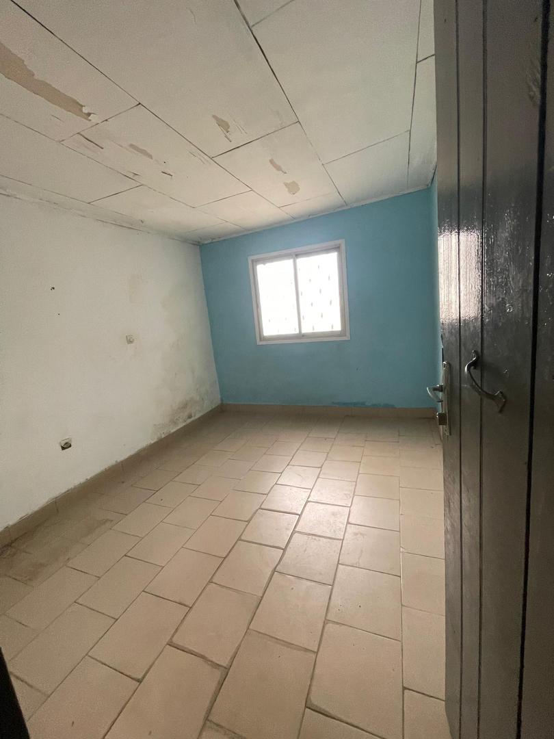 House (Villa) to rent - Douala, Bonamoussadi, Collège ippb - 1 living room(s), 3 bedroom(s), 3 bathroom(s) - 25 FCFA / month