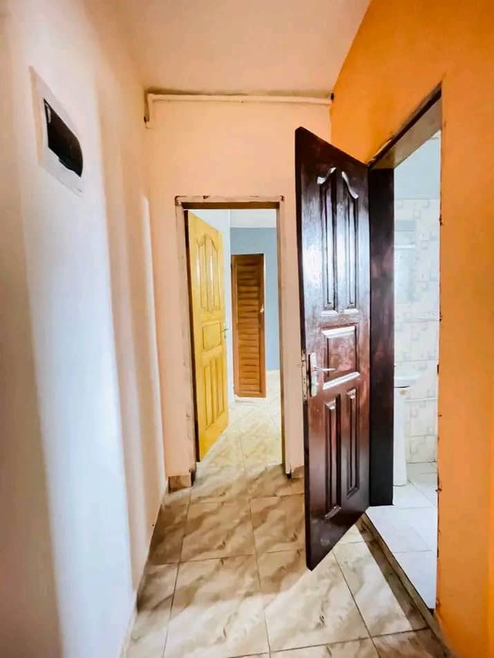 Studio to rent - Douala, Logpom, logpom - 45 000 FCFA / month
