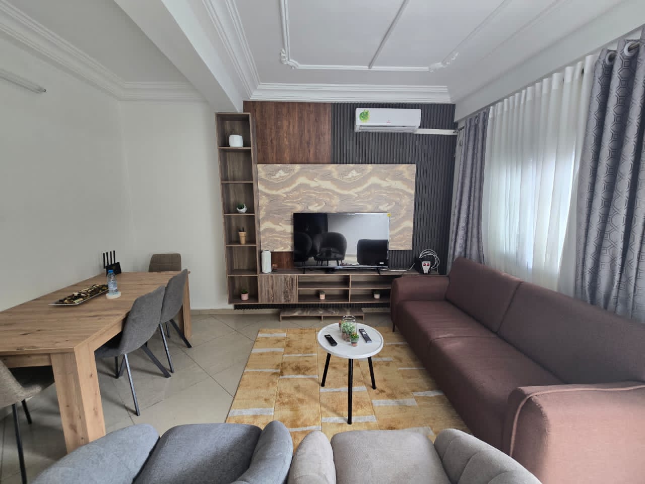 Apartment to rent - Yaoundé, Bastos, Bastos PRIX À LA NUITÉE forfait mois possible - 1 living room(s), 1 bedroom(s), 2 bathroom(s) - 50 000 FCFA / month