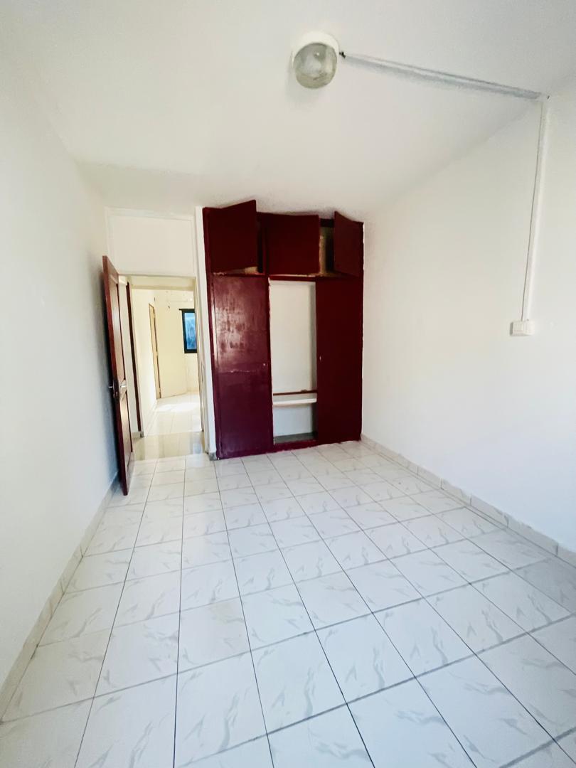 House (Villa) to rent - Douala, Bonamoussadi, PTI terrain - 1 living room(s), 3 bedroom(s), 3 bathroom(s) - 400 000 FCFA / month