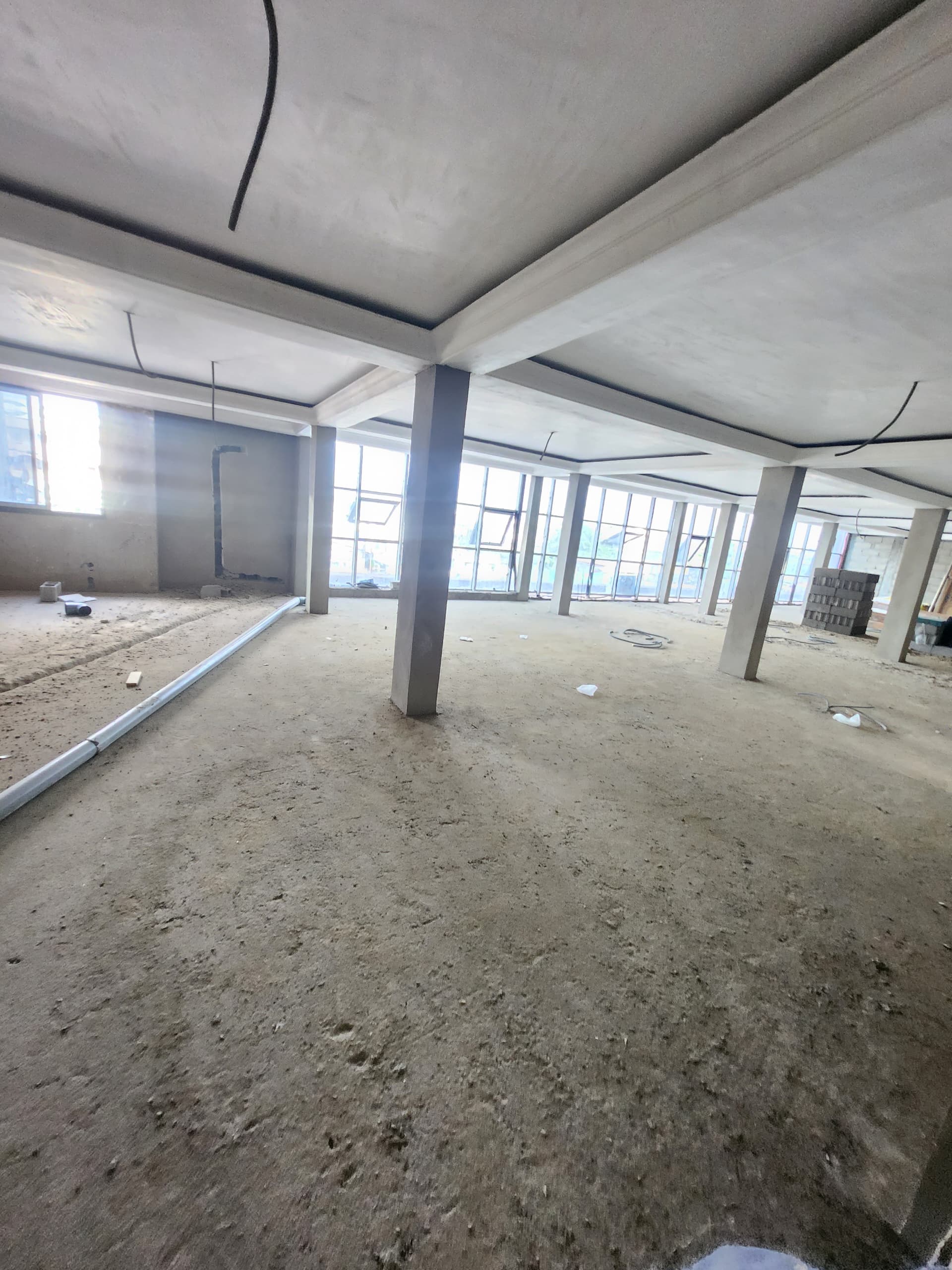 Warehouse to rent at Douala, Bonamoussadi, Maetur - 200 m2 - 10 000 FCFA
