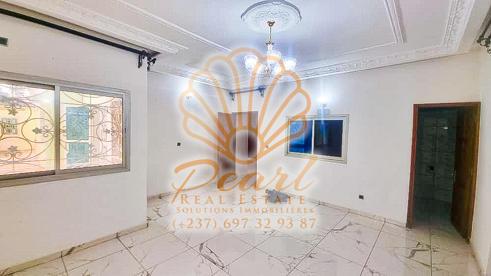 Apartment to rent - Yaoundé, Mimboman I, Terminus - 1 living room(s), 2 bedroom(s), 3 bathroom(s) - 20 000 FCFA / month