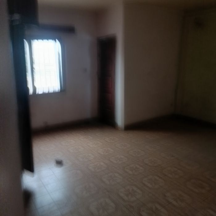 Office to rent at Yaoundé, Bastos, Bastos - 200 m2 - 400 000 FCFA