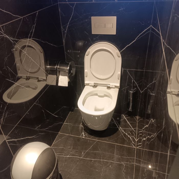 Bureau à louer à Yaoundé, Bastos, Bastos - 263 m2 - 3 500 000 FCFA